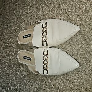 Nine West slip on Mules